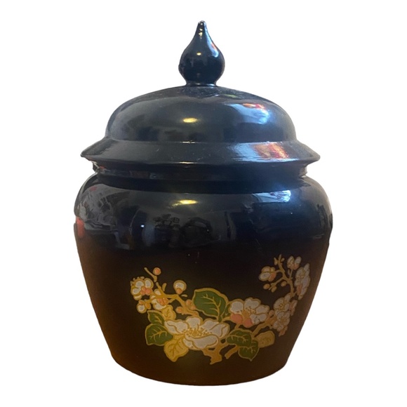 Vintage Avon glass trinket box/urn - Picture 3 of 9